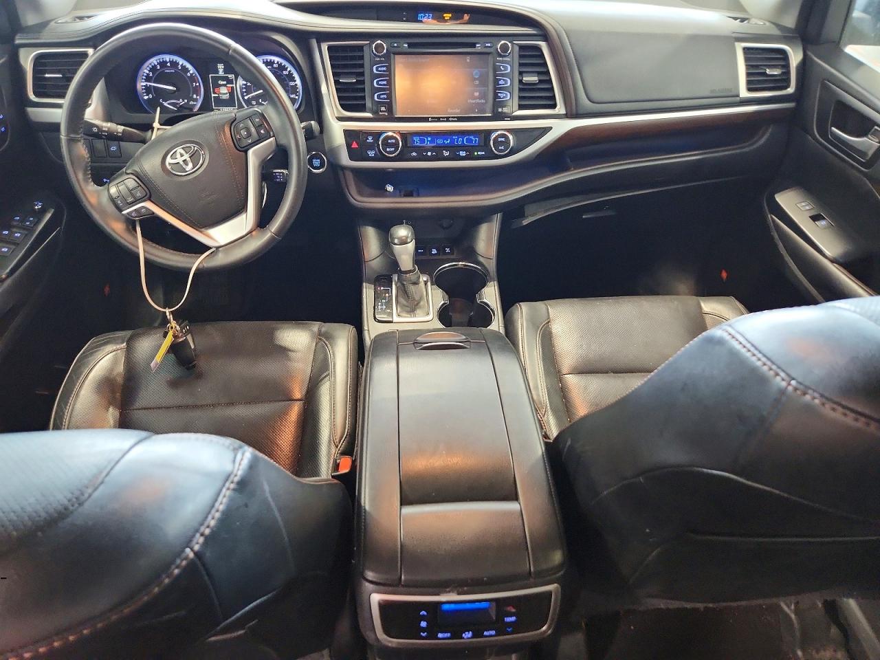 2016 TOYOTA HIGHLANDER LIMITED photo 22