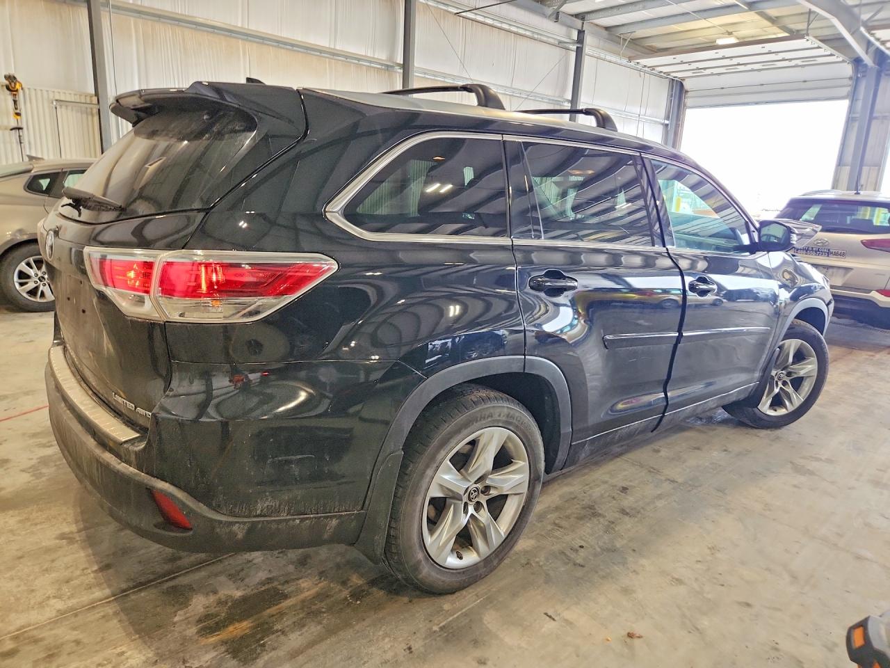 2016 TOYOTA HIGHLANDER LIMITED photo 7