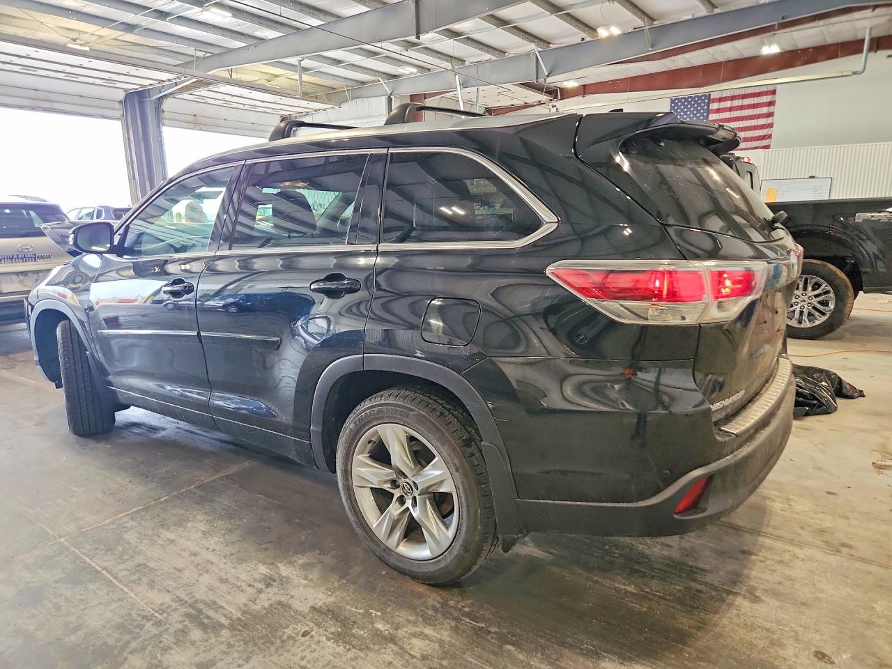 2016 TOYOTA HIGHLANDER LIMITED photo 4