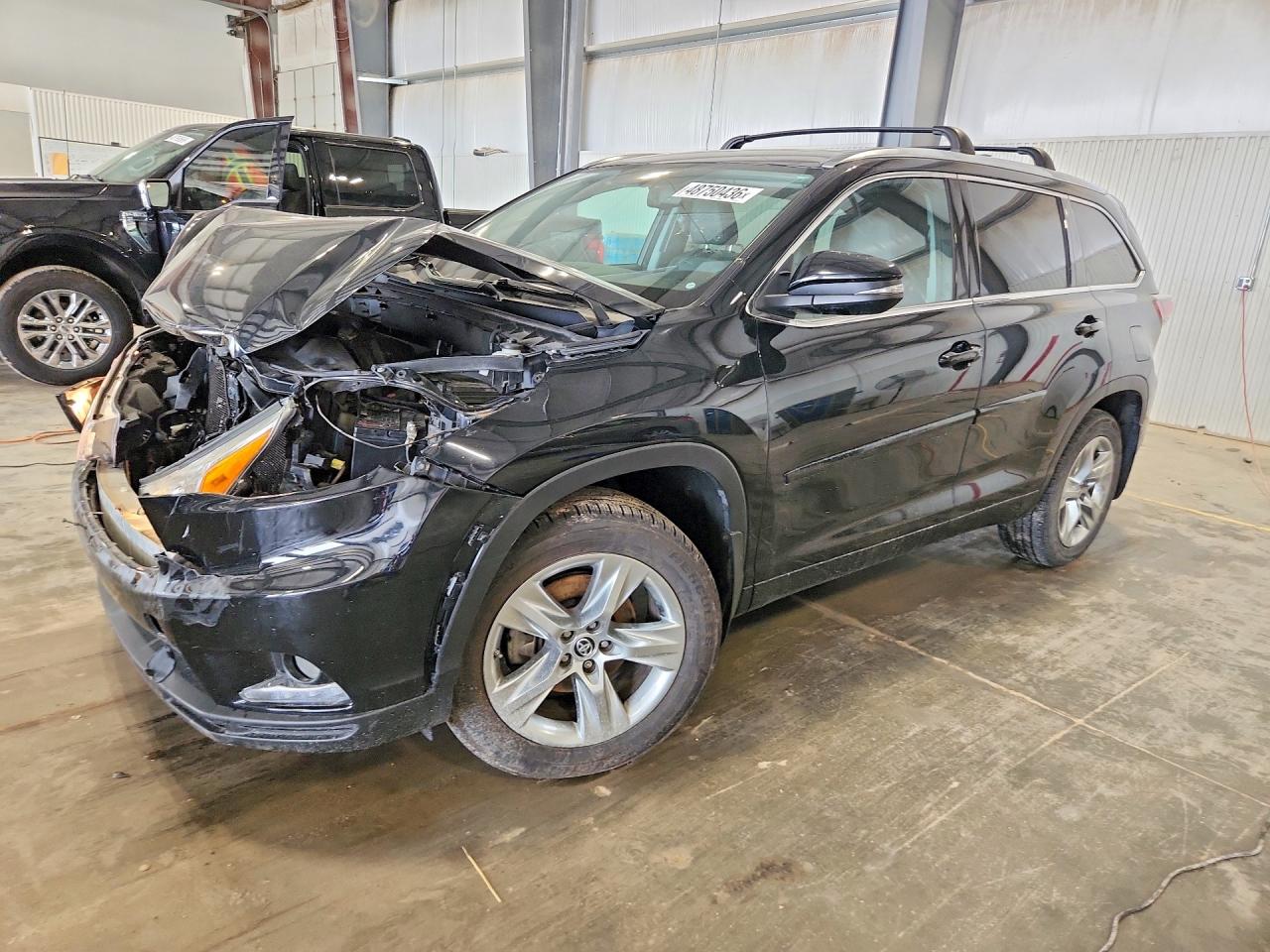 2016 TOYOTA HIGHLANDER