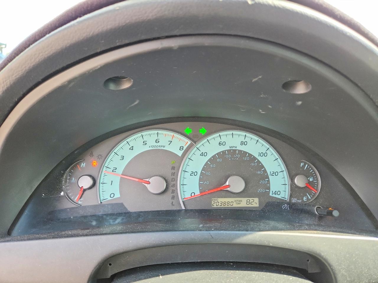 2009 TOYOTA CAMRY SE photo 17