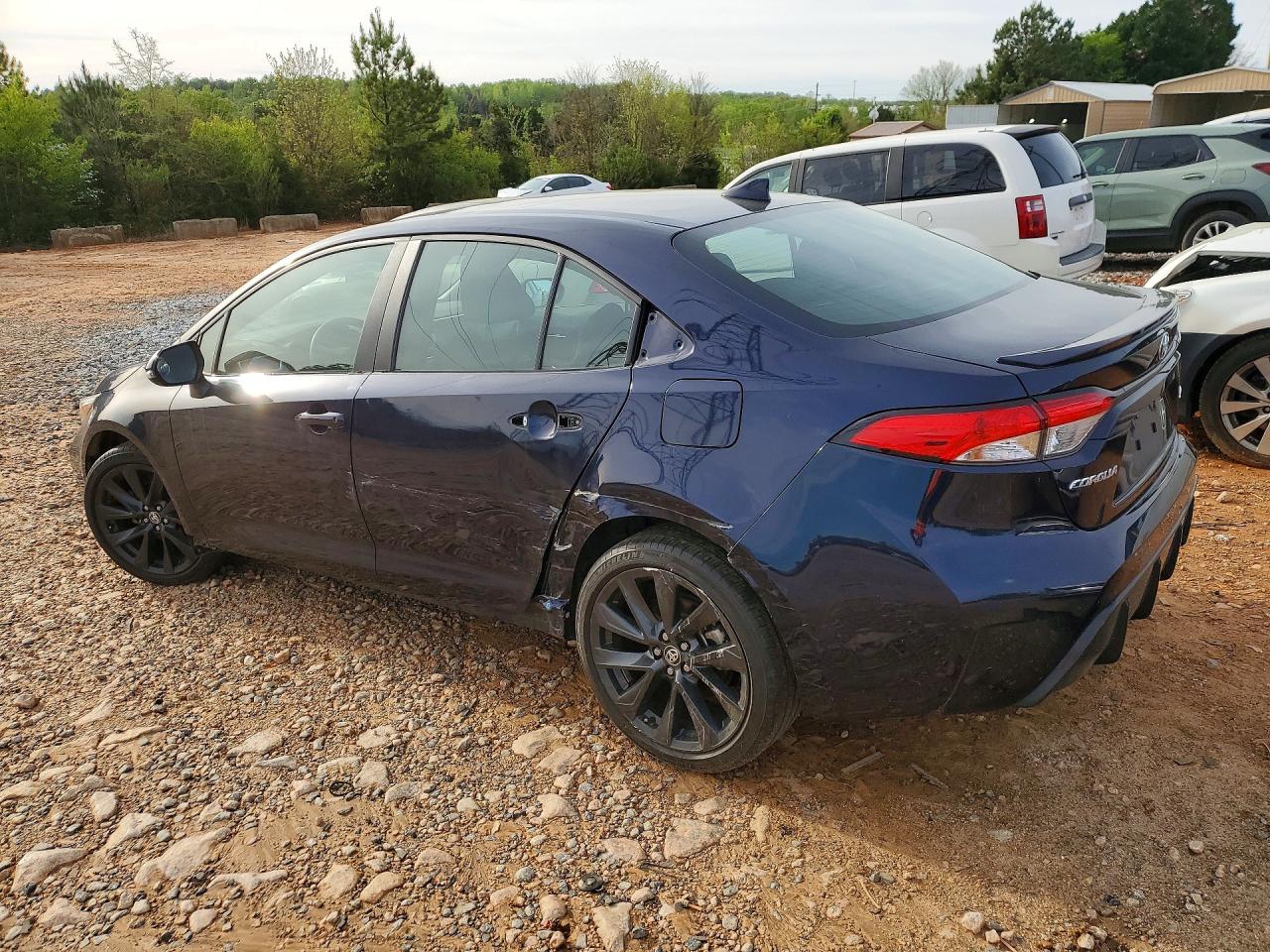 2023 TOYOTA COROLLA SE photo 2