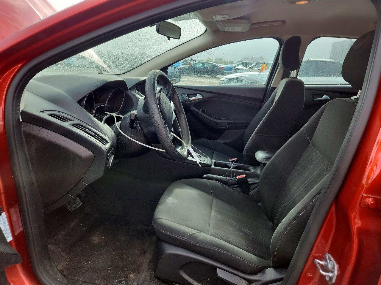 2018 FORD FOCUS SE photo 13