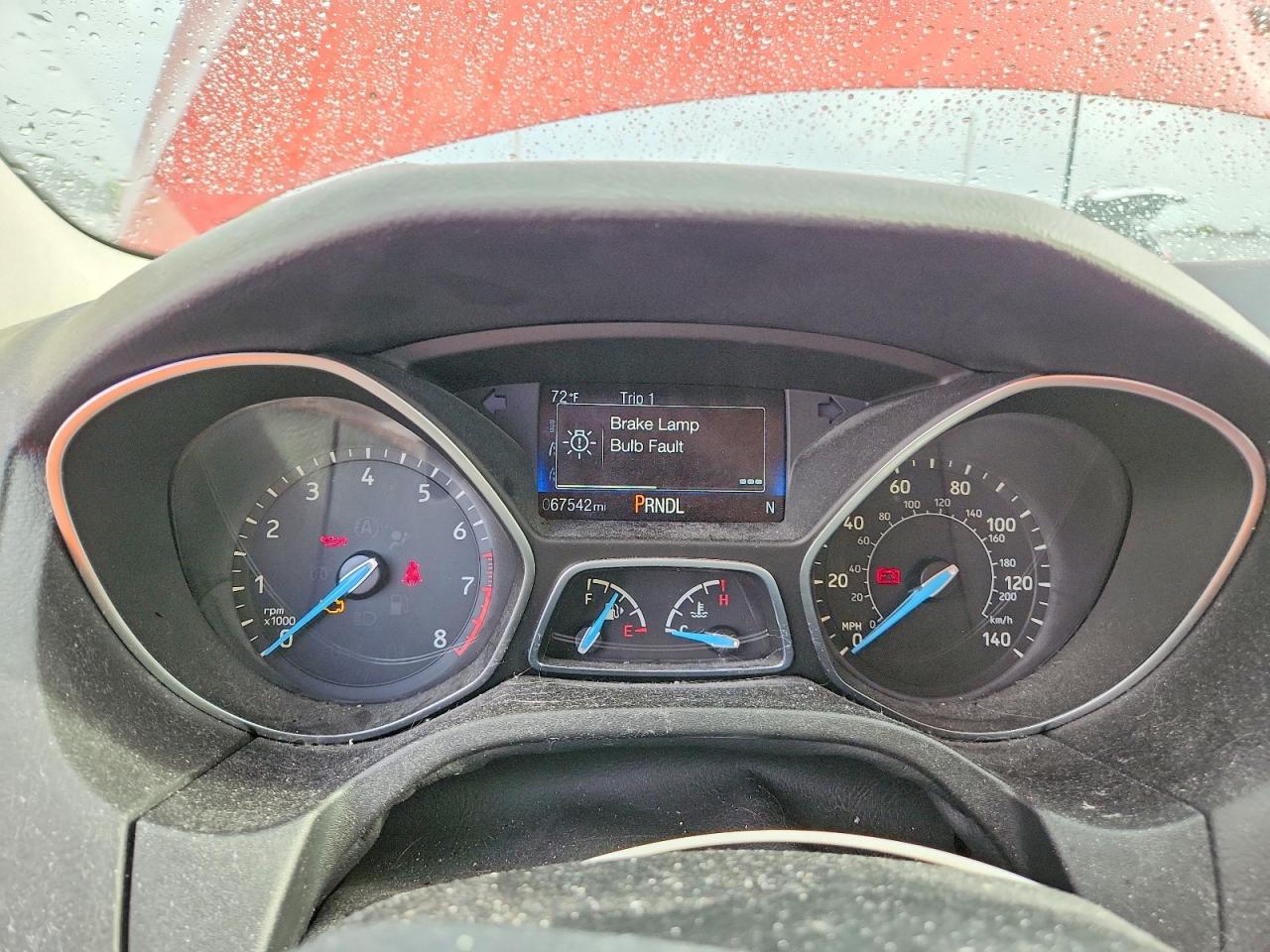 2018 FORD FOCUS SE photo 17