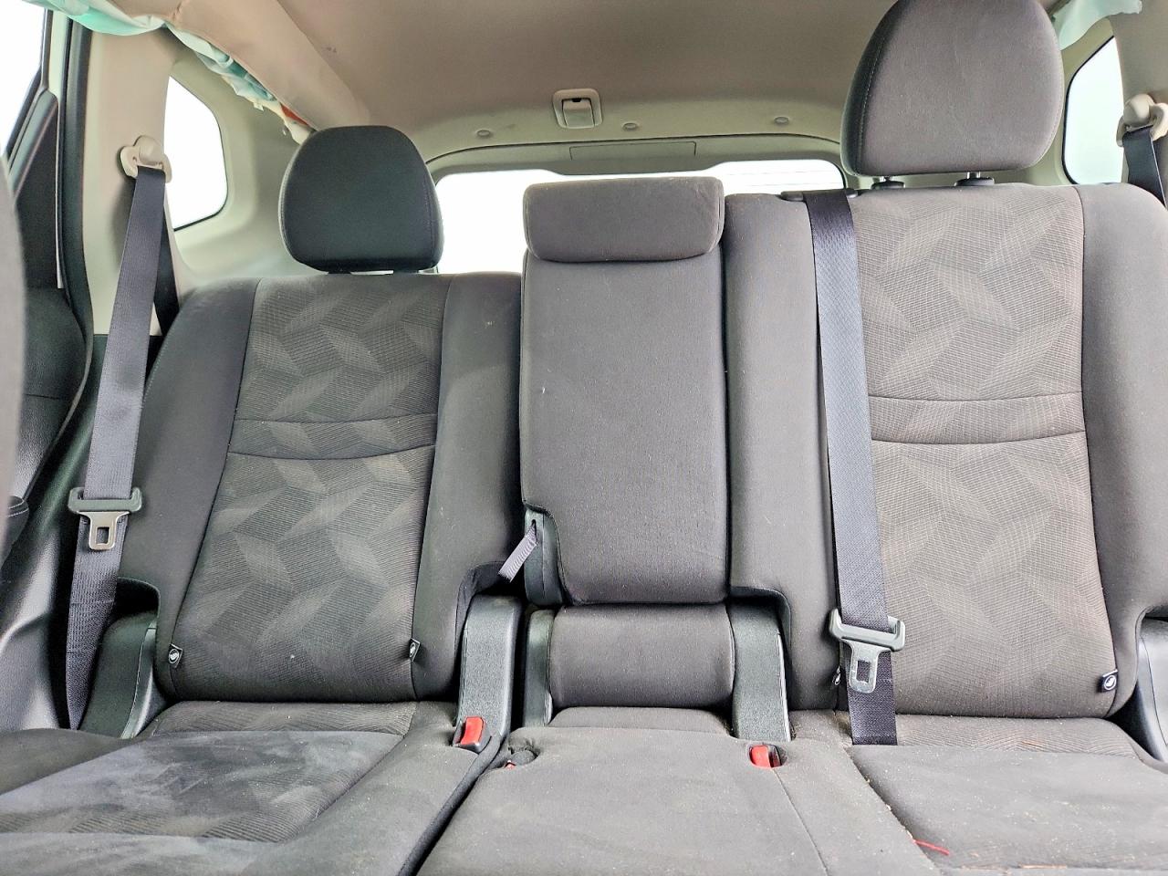 2016 NISSAN ROGUE S photo 28