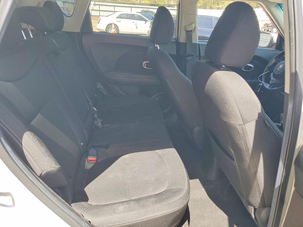 2014 KIA SOUL BASE photo 19