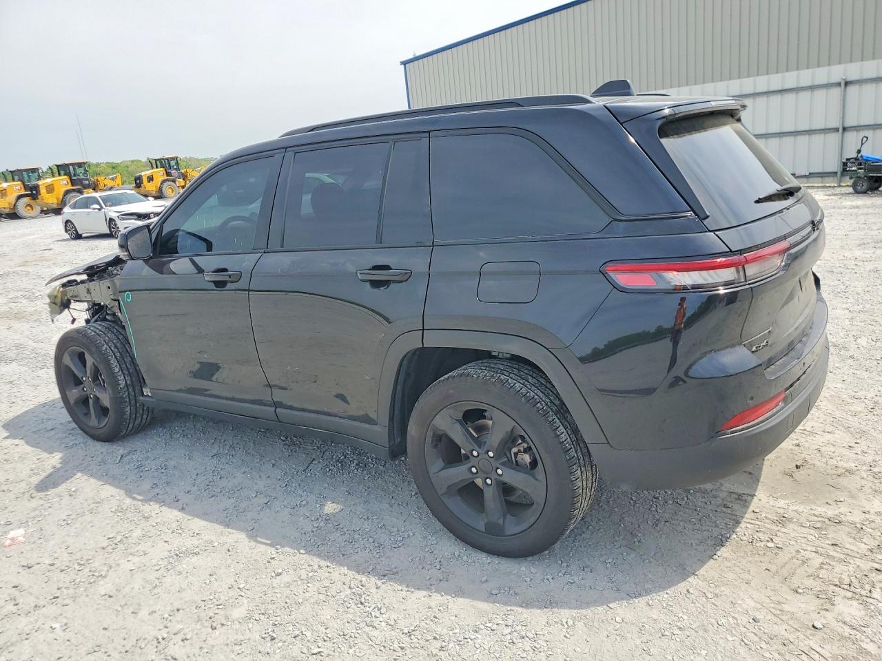 2024 JEEP GRAND CHEROKEE LIMITED photo 3