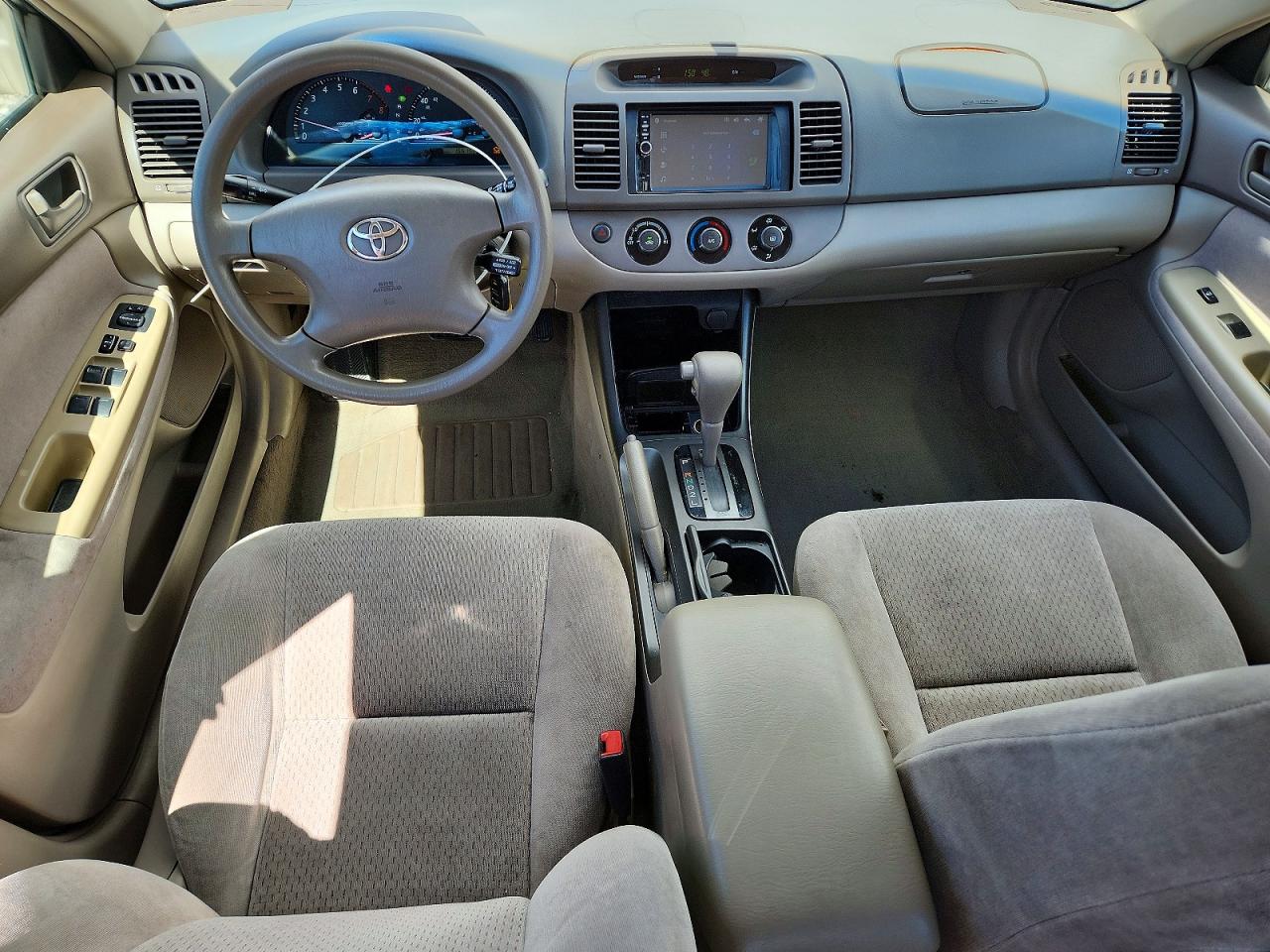 2002 TOYOTA CAMRY LE photo 15