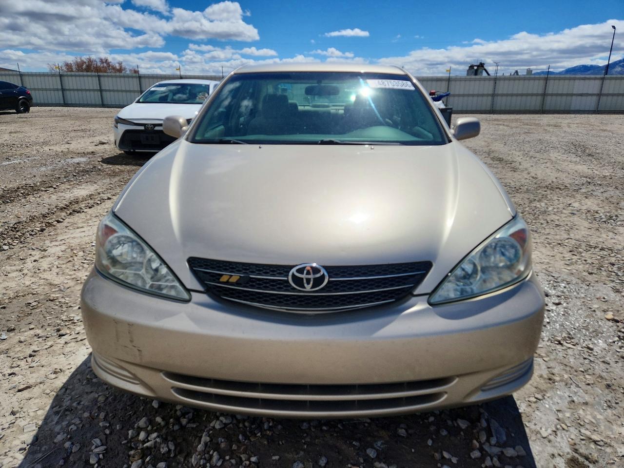2002 TOYOTA CAMRY LE photo 9