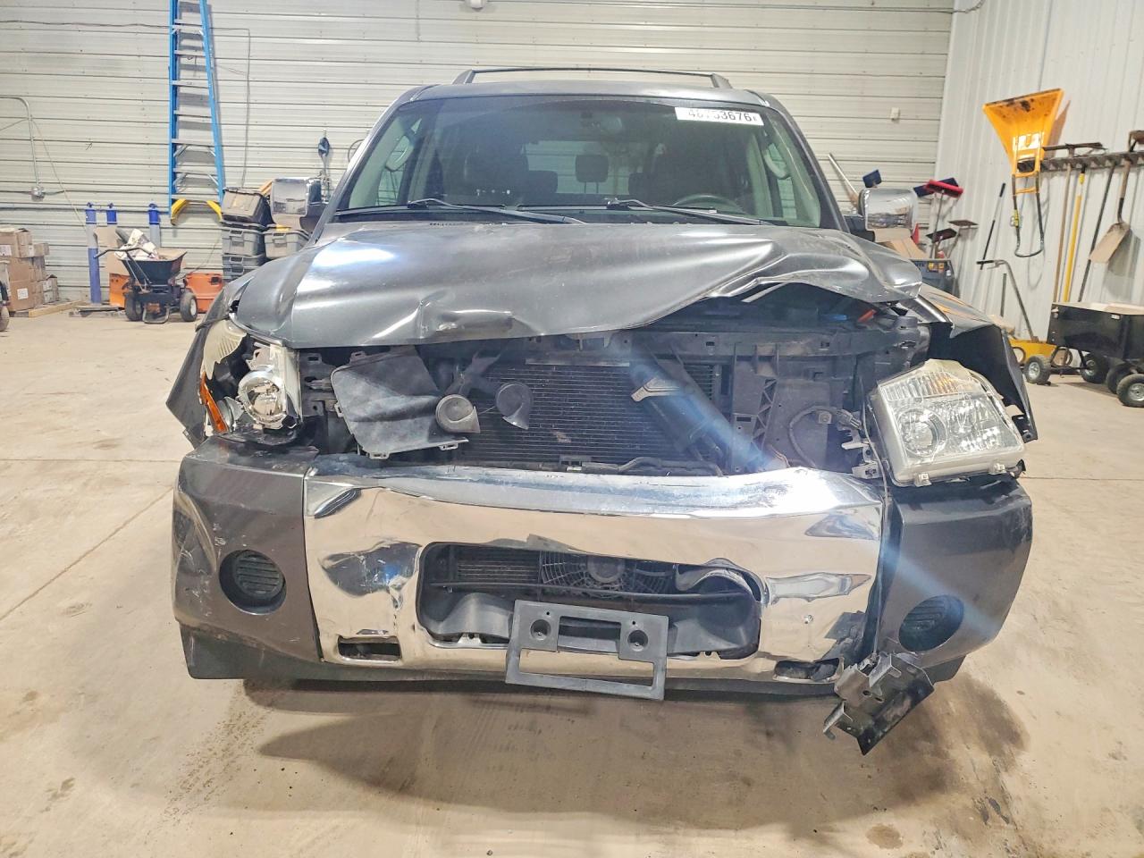 2004 NISSAN ARMADA SE photo 13