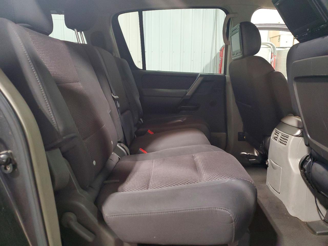 2004 NISSAN ARMADA SE photo 31