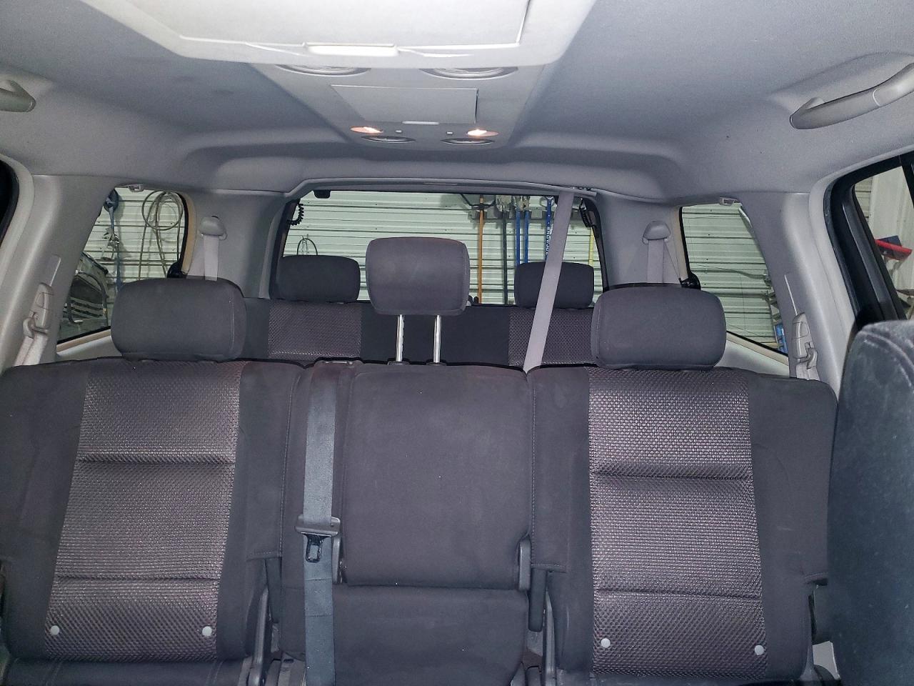 2004 NISSAN ARMADA SE photo 28