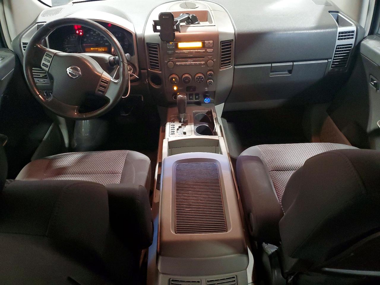 2004 NISSAN ARMADA SE photo 22