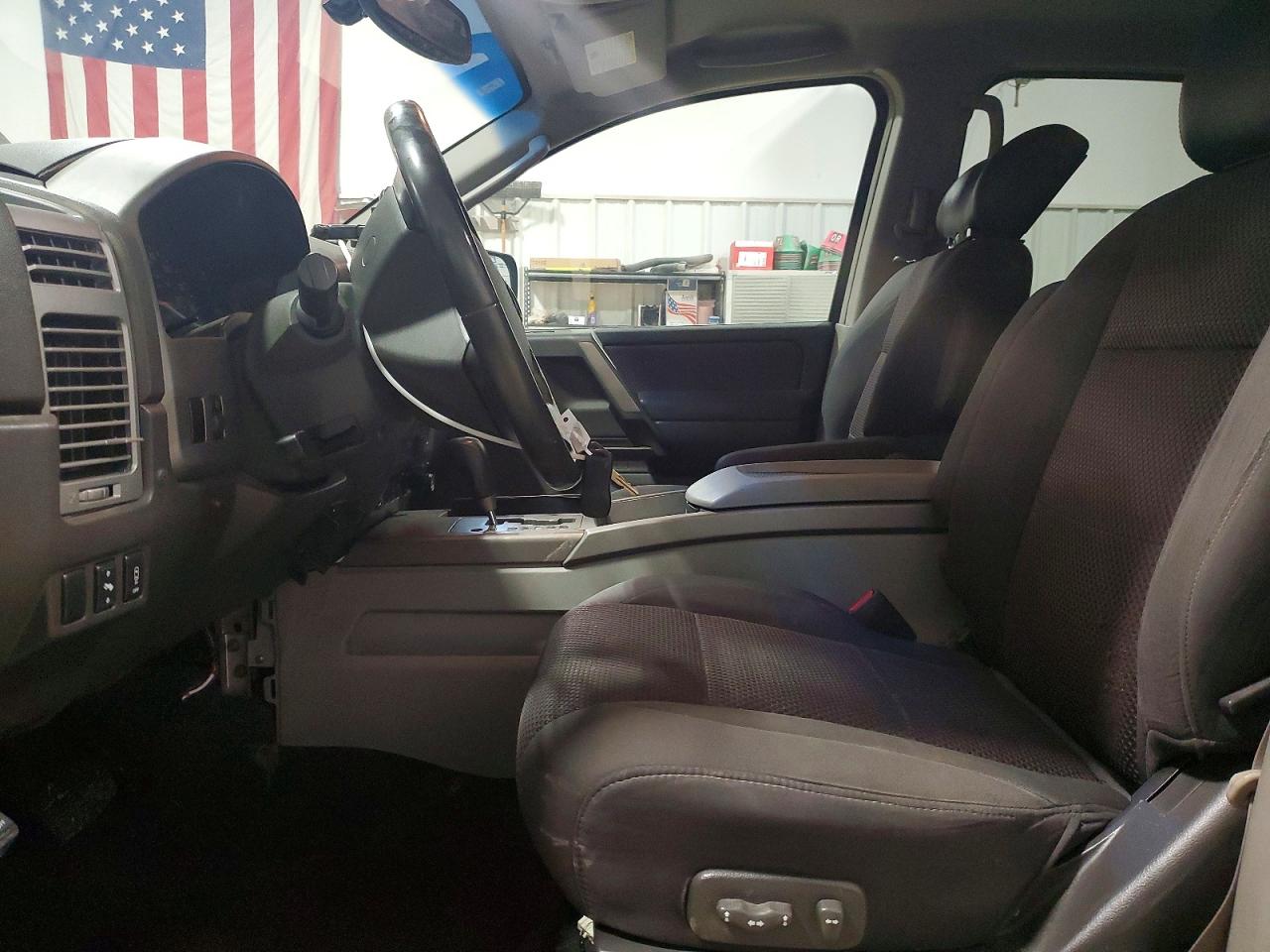 2004 NISSAN ARMADA SE photo 19