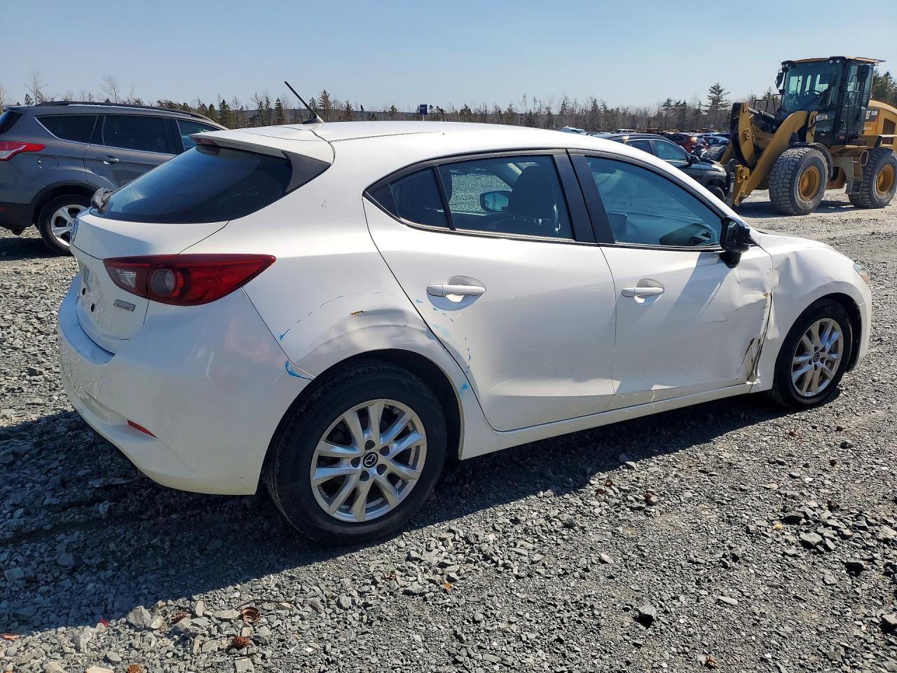 2018 MAZDA 3 SPORT photo 3