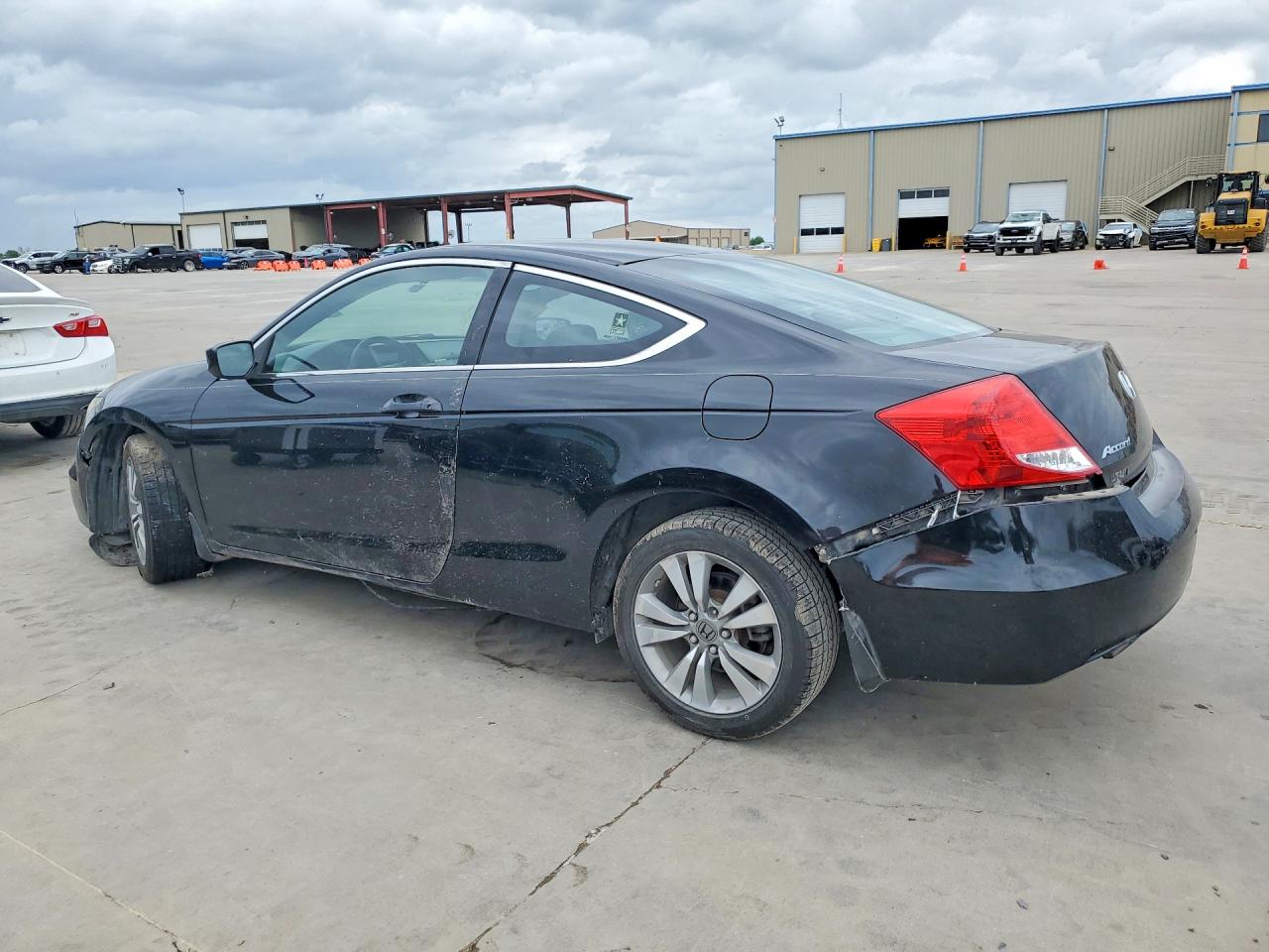 2011 HONDA ACCORD LX-S photo 3