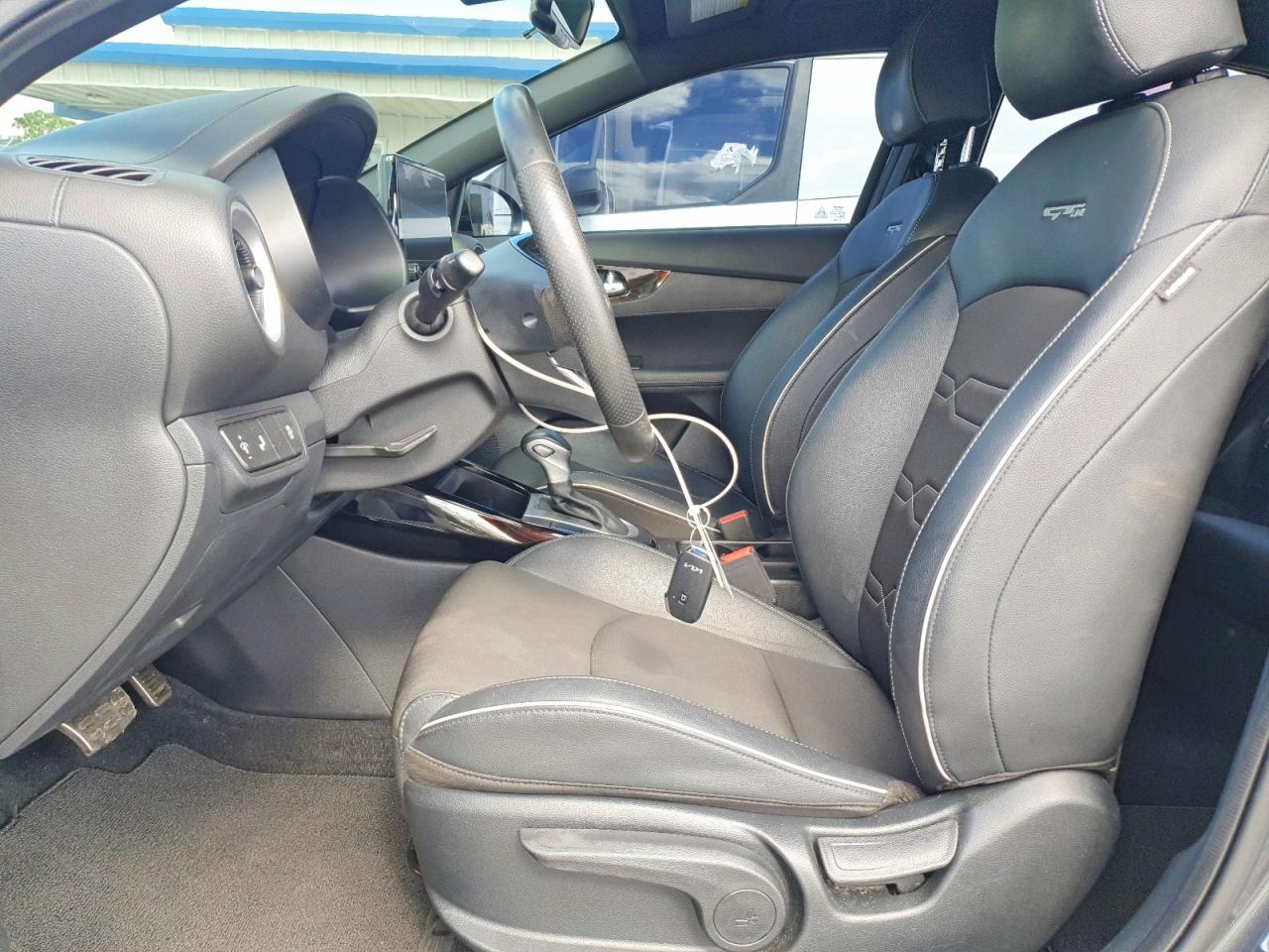 2024 KIA FORTE GT-LINE photo 7