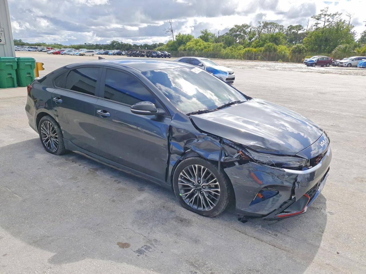 2024 KIA FORTE GT-LINE photo 4