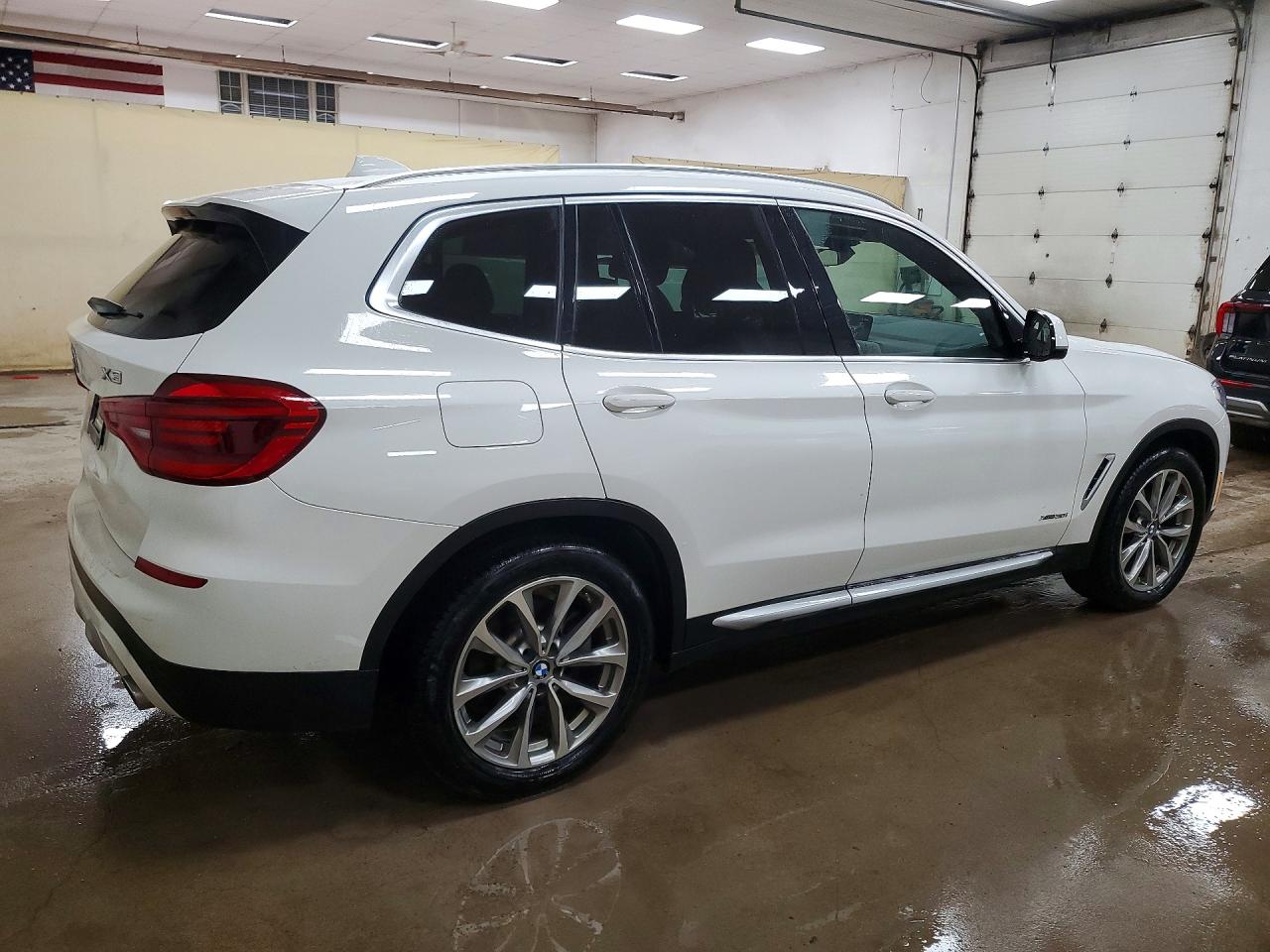 2018 BMW X3 XDRIVE30I photo 7