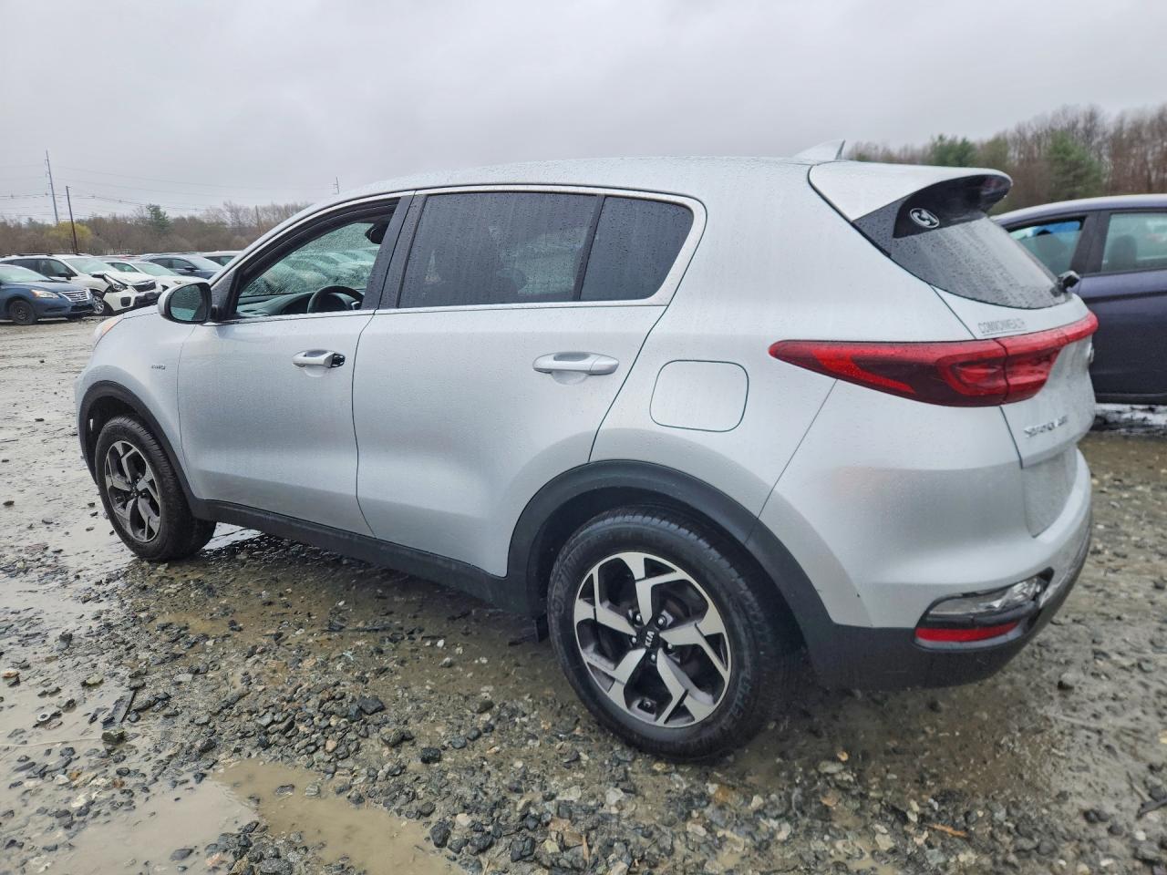 2020 KIA SPORTAGE LX photo 3
