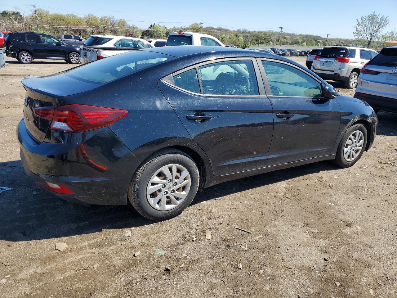 2019 HYUNDAI ELANTRA SE photo 7