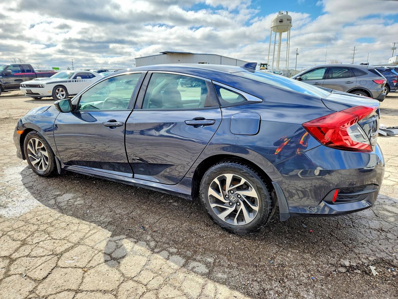 2017 HONDA CIVIC EX photo 3
