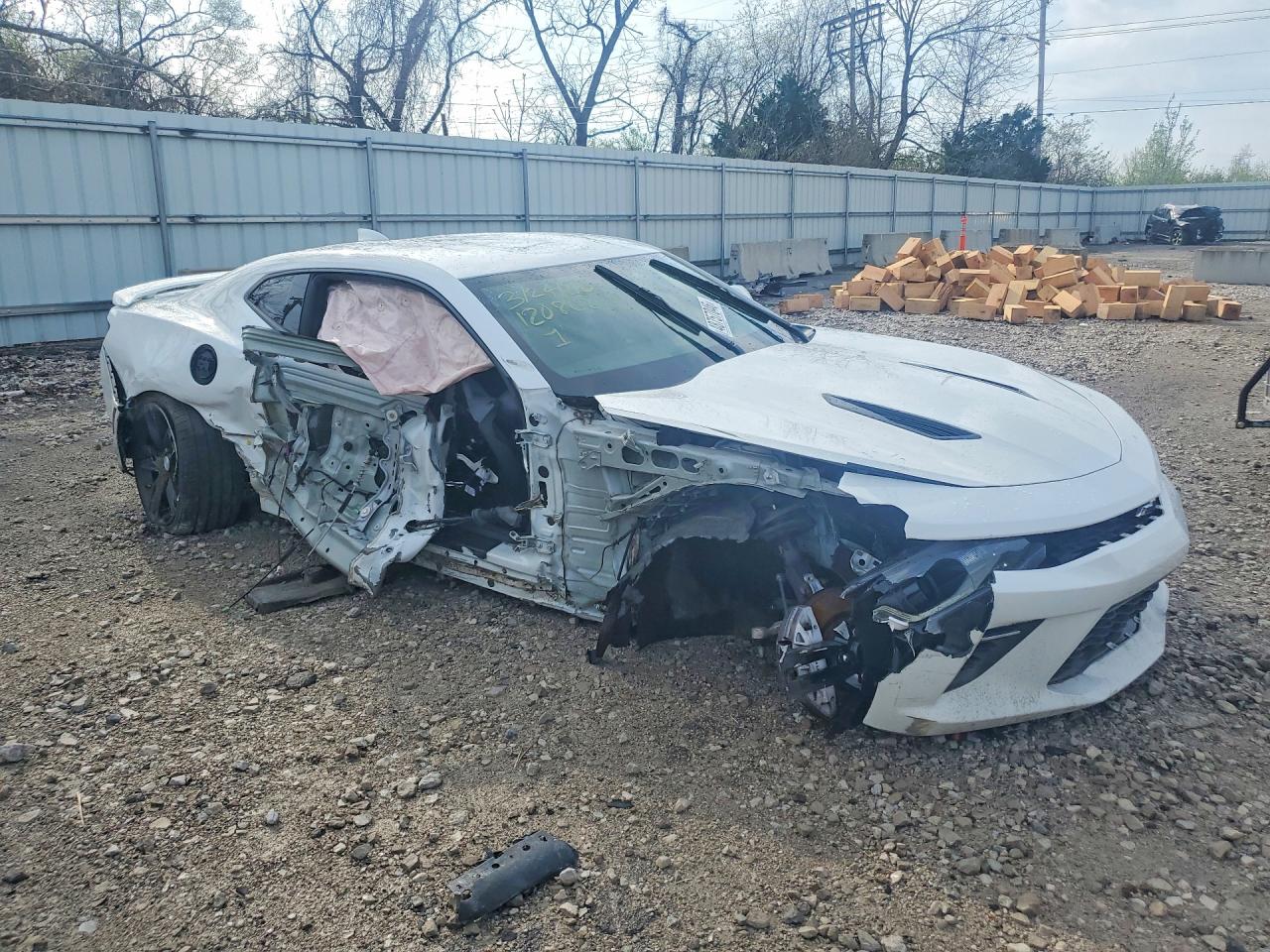 2017 CHEVROLET CAMARO SS photo 10