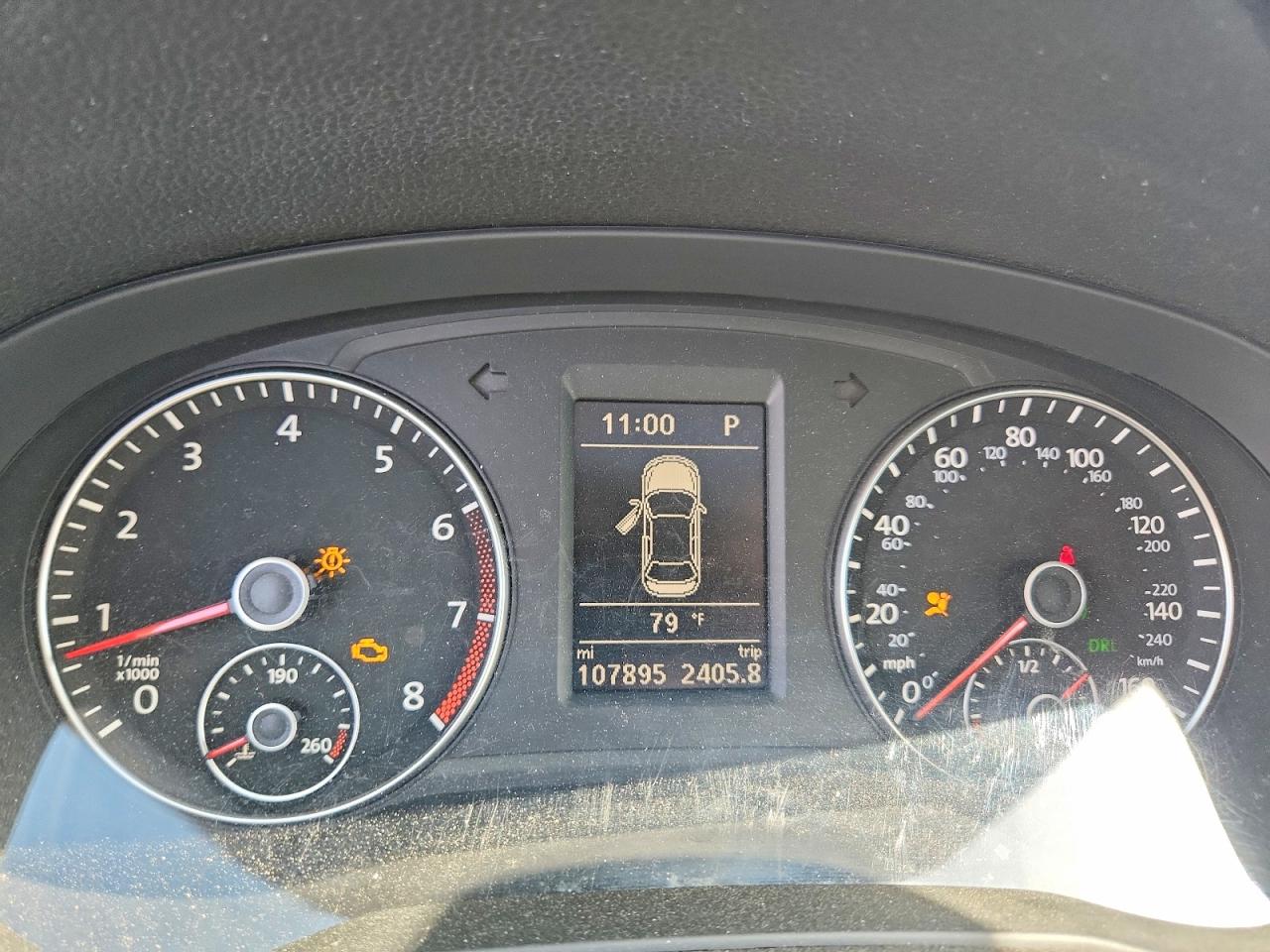 2014 VOLKSWAGEN PASSAT SE photo 17