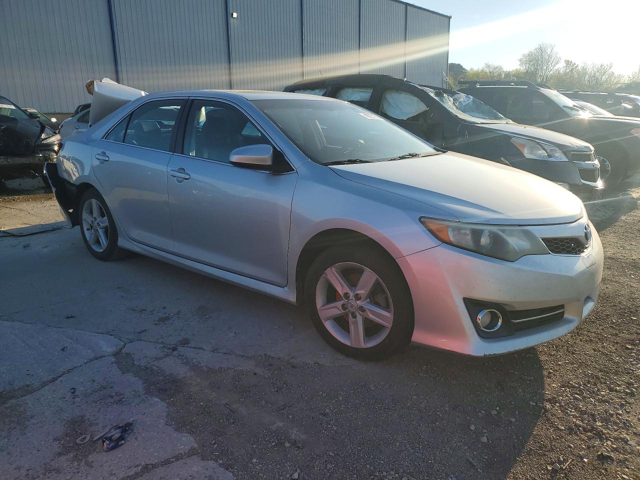2012 TOYOTA CAMRY SE photo 7