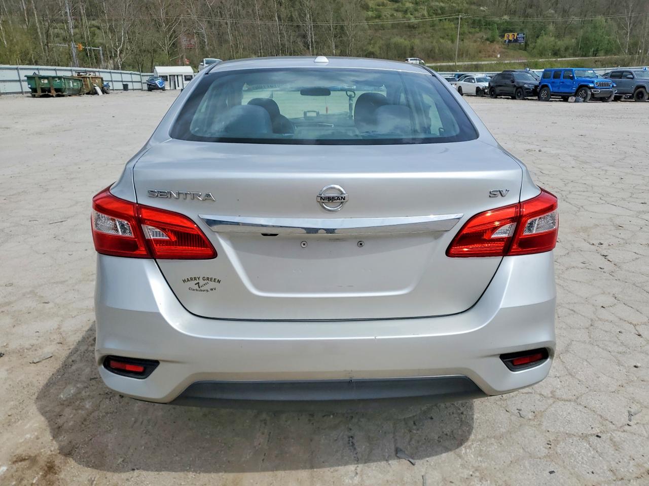 2016 NISSAN SENTRA SV photo 11