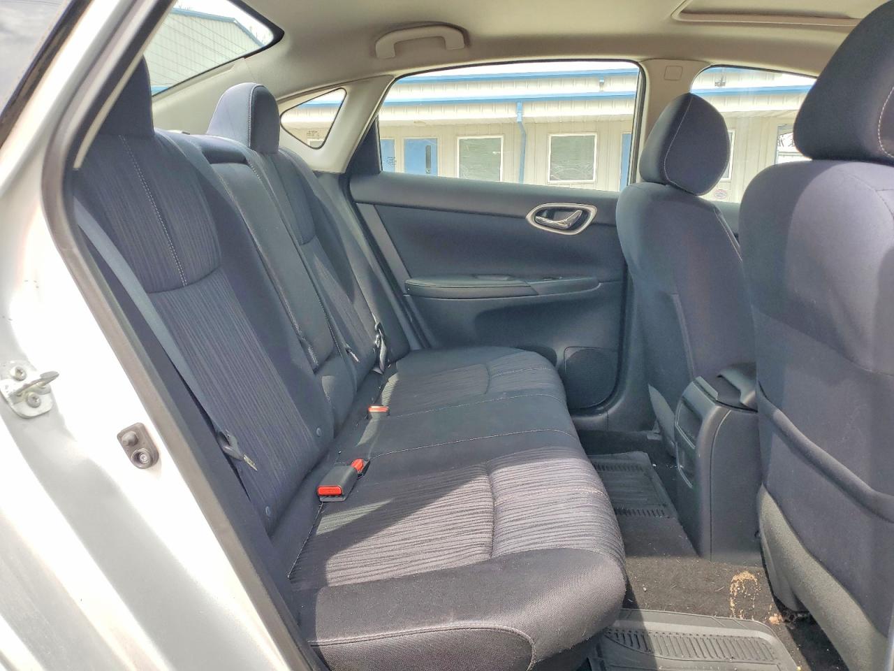 2016 NISSAN SENTRA SV photo 19