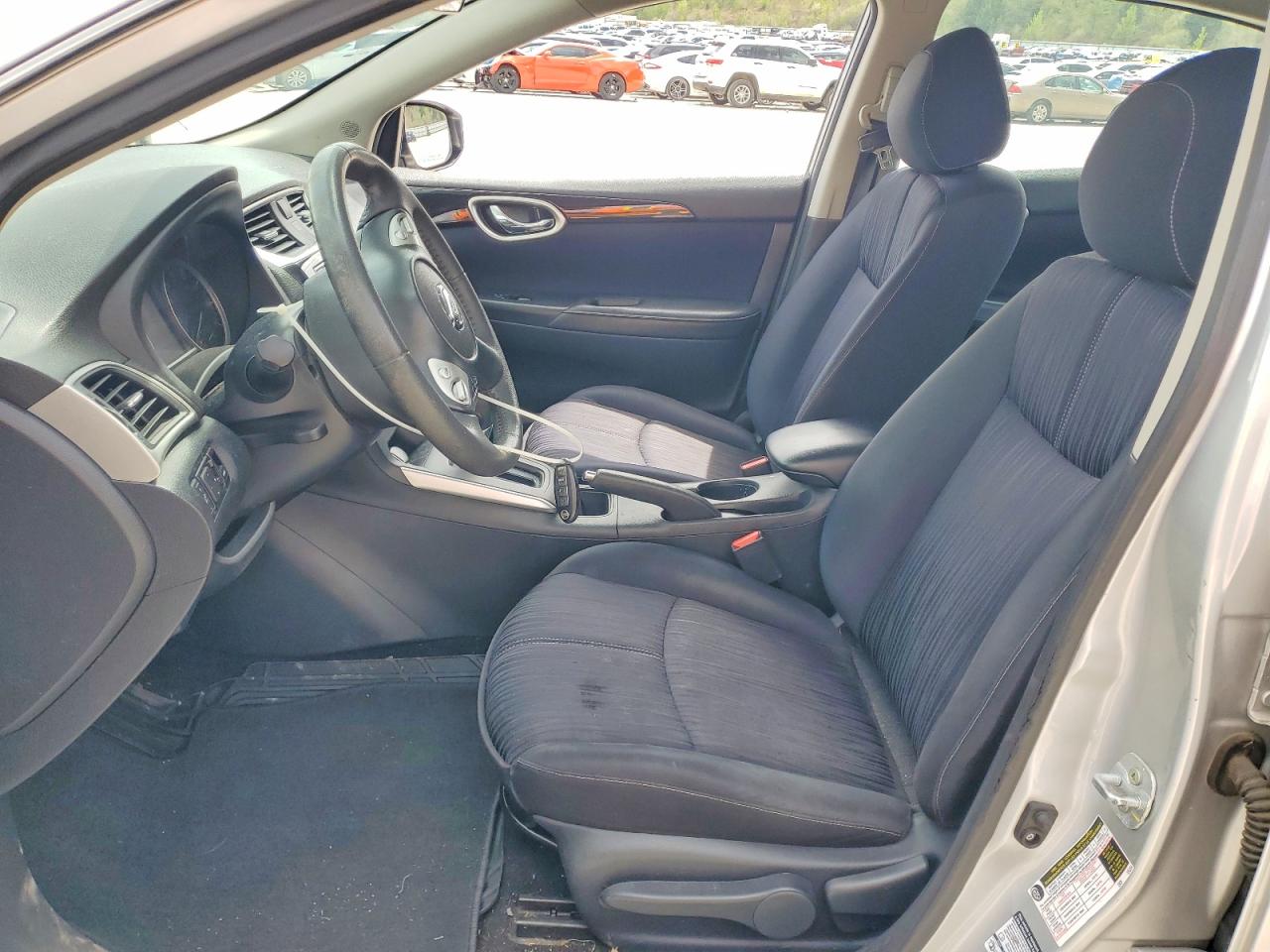 2016 NISSAN SENTRA SV photo 13