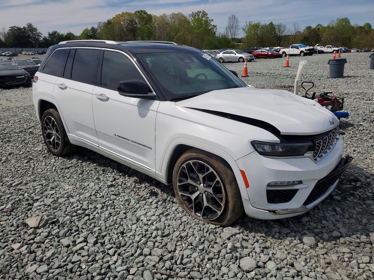 2022 JEEP GRAND CHEROKEE SUMMIT photo 7