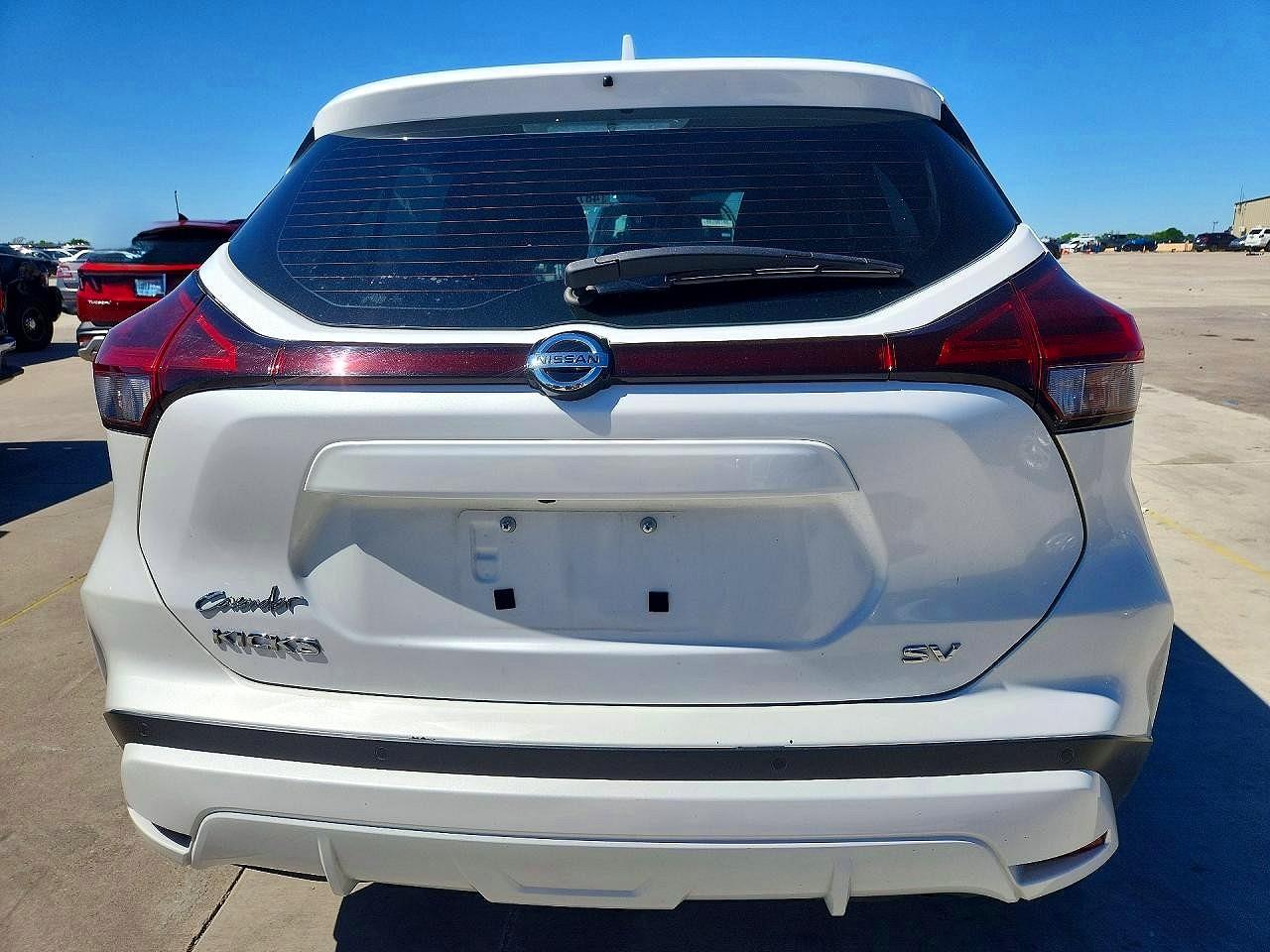 2021 NISSAN KICKS SV photo 6