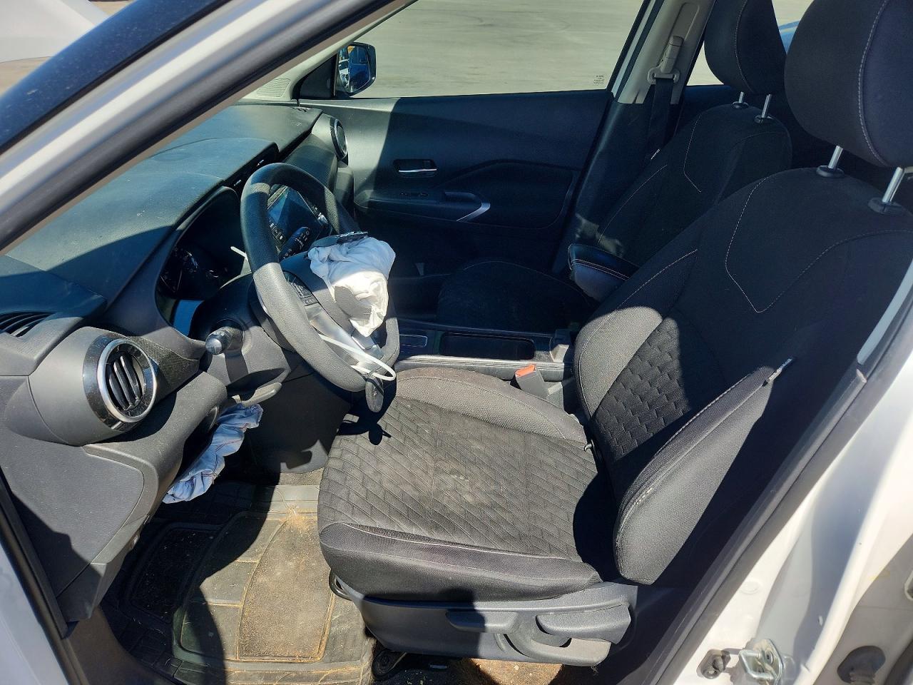 2021 NISSAN KICKS SV photo 7