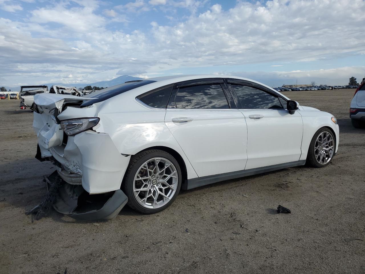 2013 FORD FUSION photo 5
