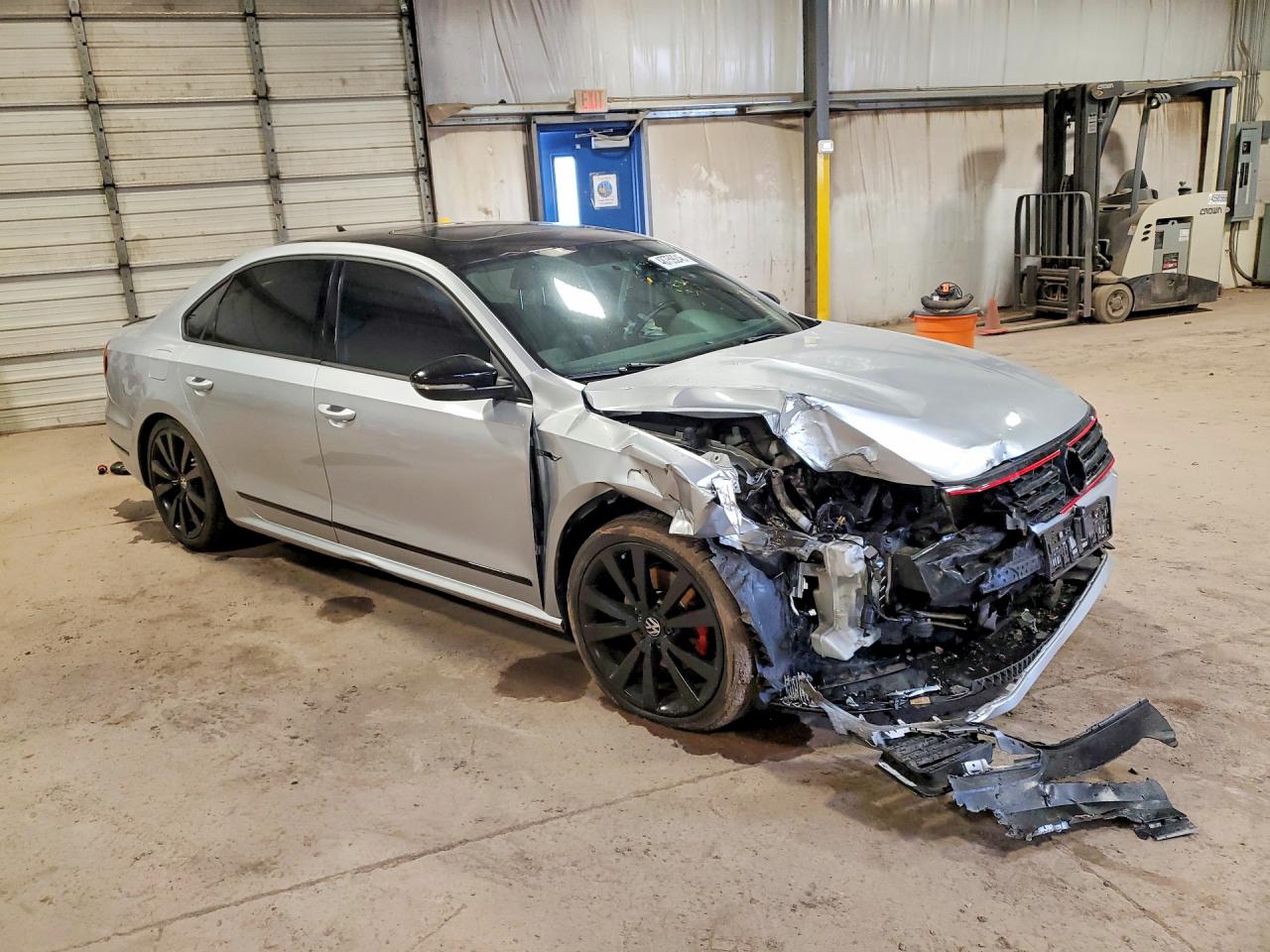 2018 VOLKSWAGEN PASSAT GT photo 7