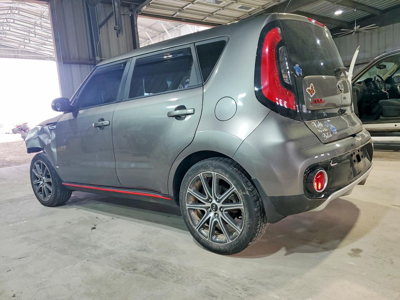 2018 KIA SOUL BASE photo 3