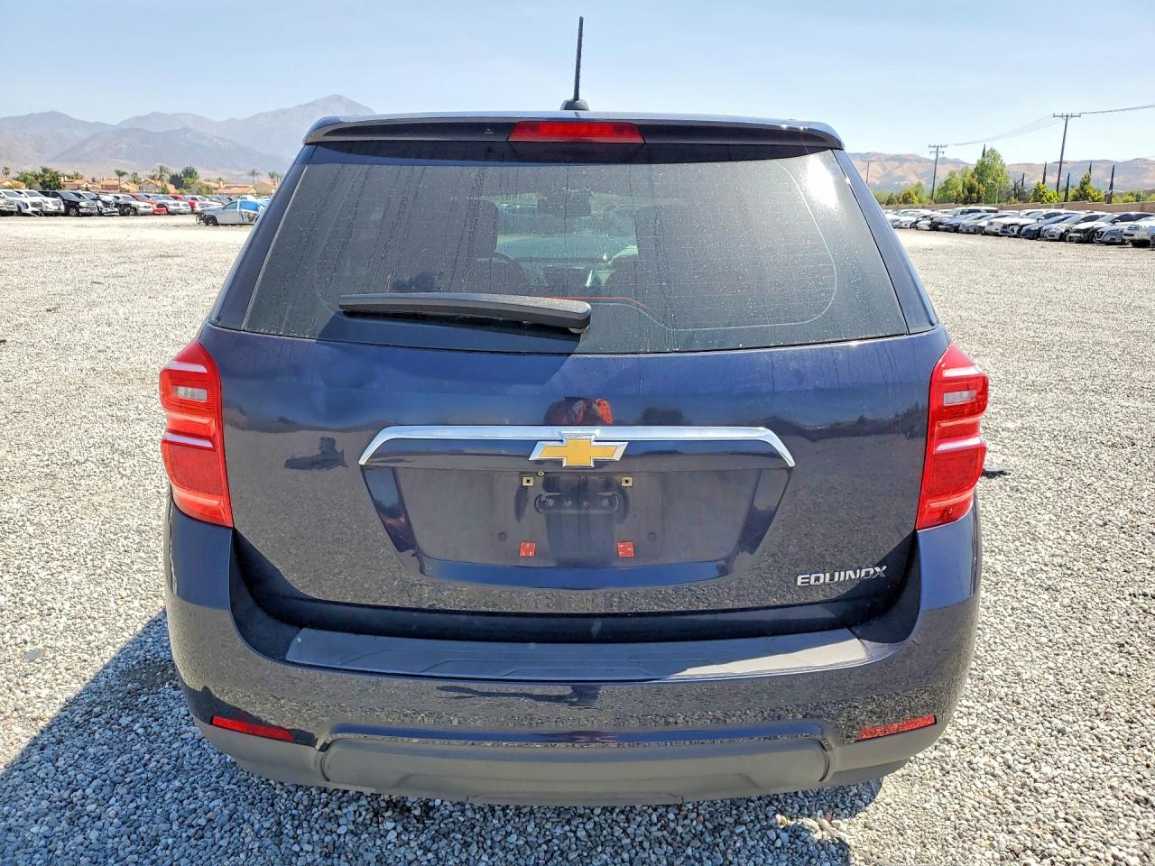 2016 CHEVROLET EQUINOX LS photo 11