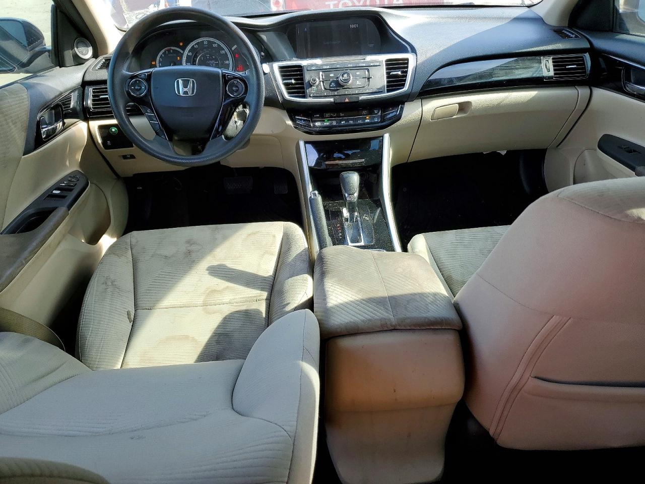 2017 HONDA ACCORD LX photo 15