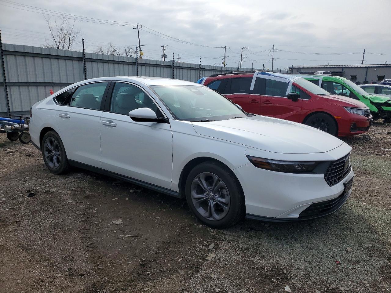 2024 HONDA ACCORD EX photo 10