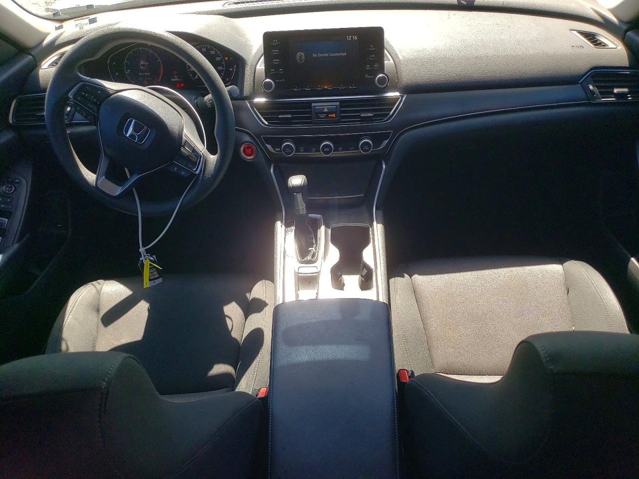 2018 HONDA ACCORD LX photo 15