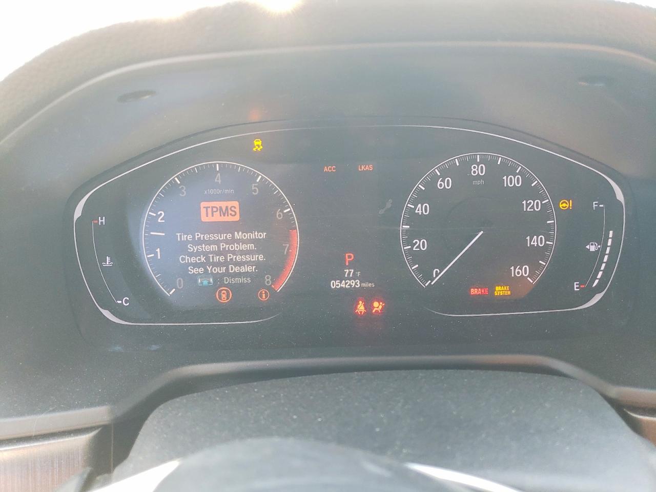 2018 HONDA ACCORD LX photo 17