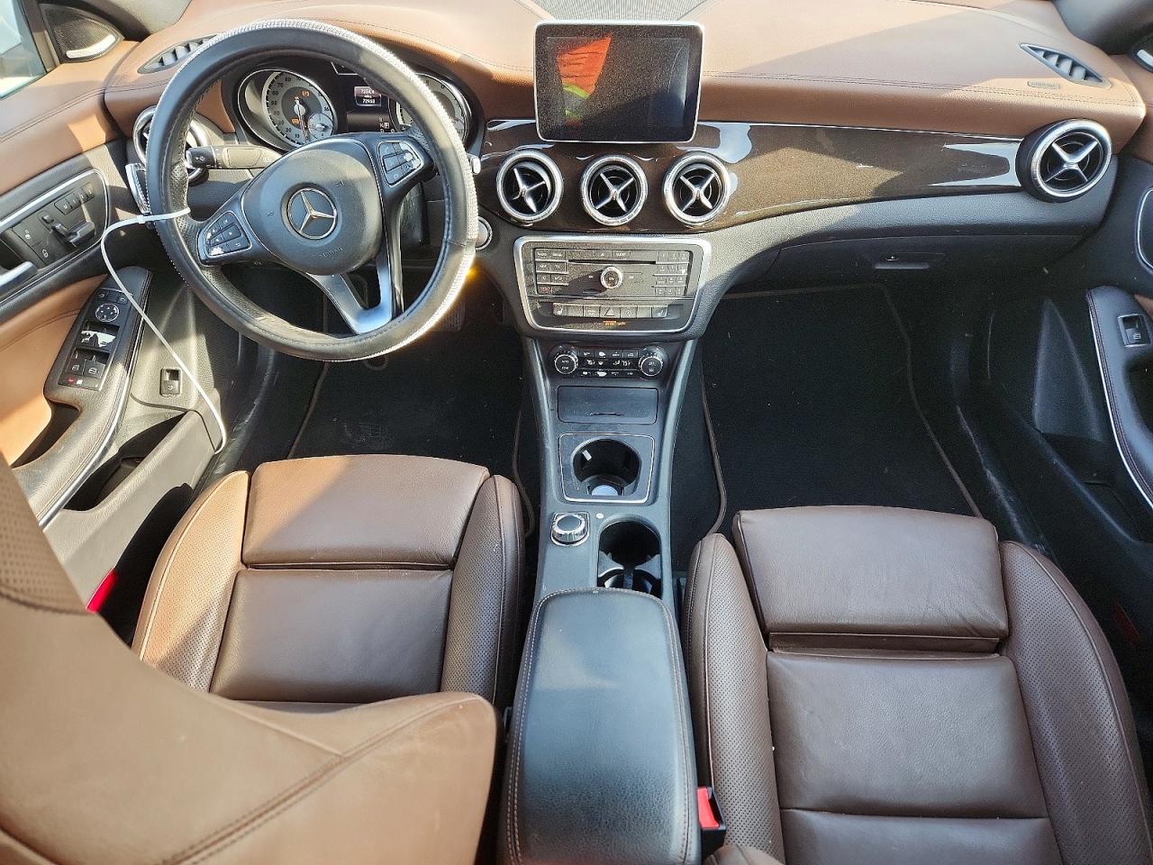 2016 MERCEDES-BENZ CLA 250 photo 15
