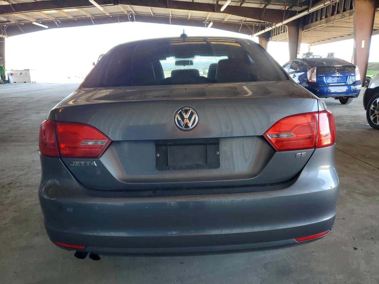 2014 VOLKSWAGEN JETTA SE photo 6