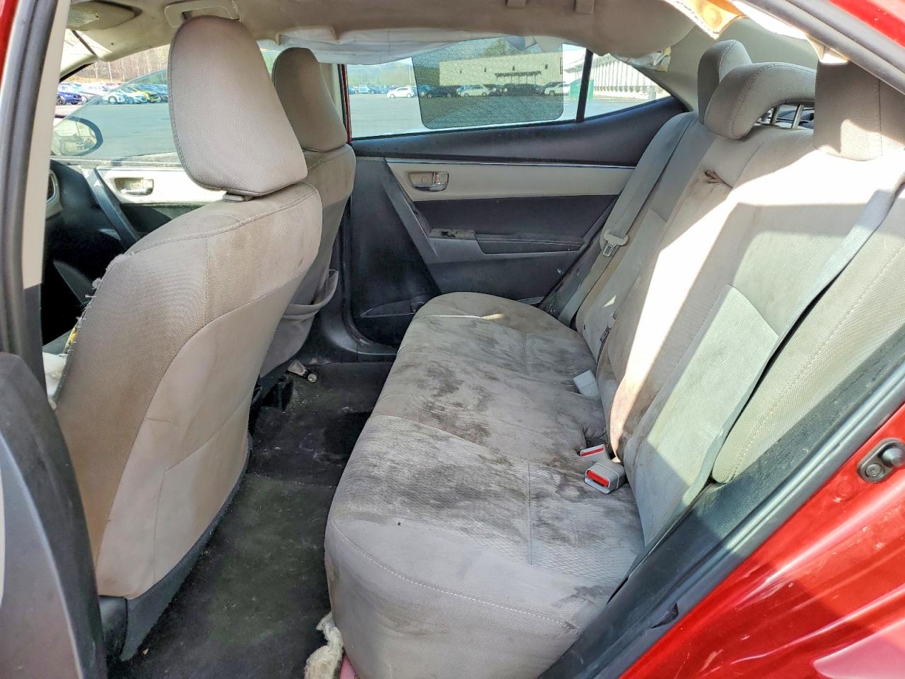2016 TOYOTA COROLLA LE photo 11