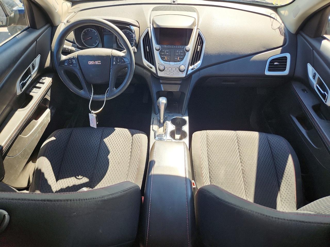 2013 GMC TERRAIN SLE photo 8