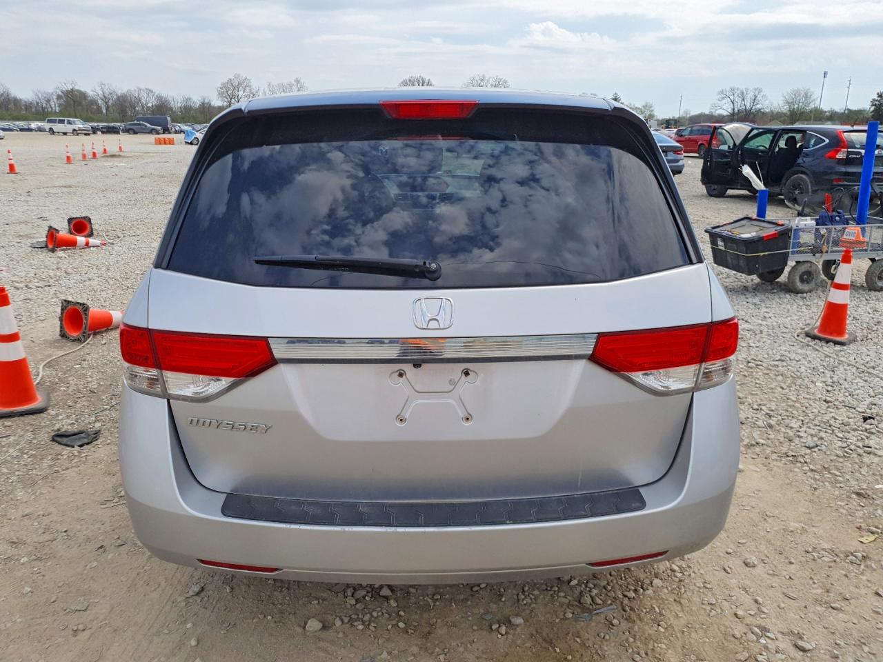 2014 HONDA ODYSSEY LX photo 6