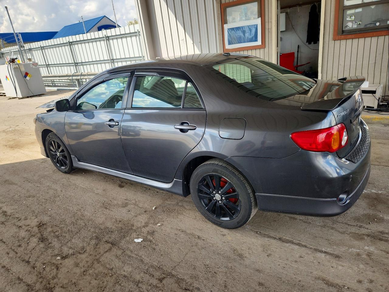 2009 TOYOTA COROLLA S photo 3