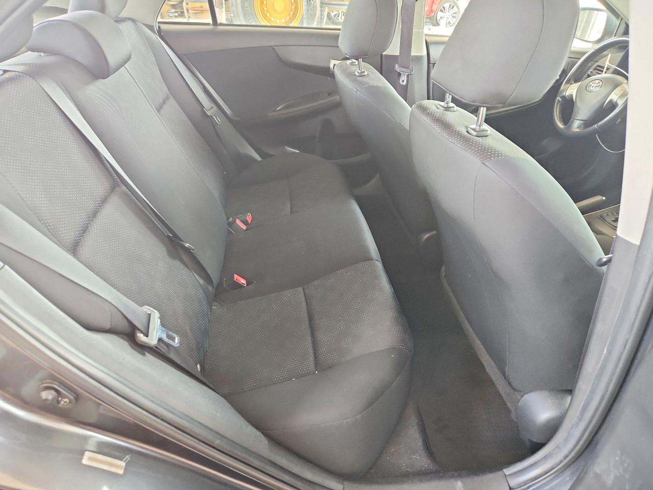 2009 TOYOTA COROLLA S photo 19